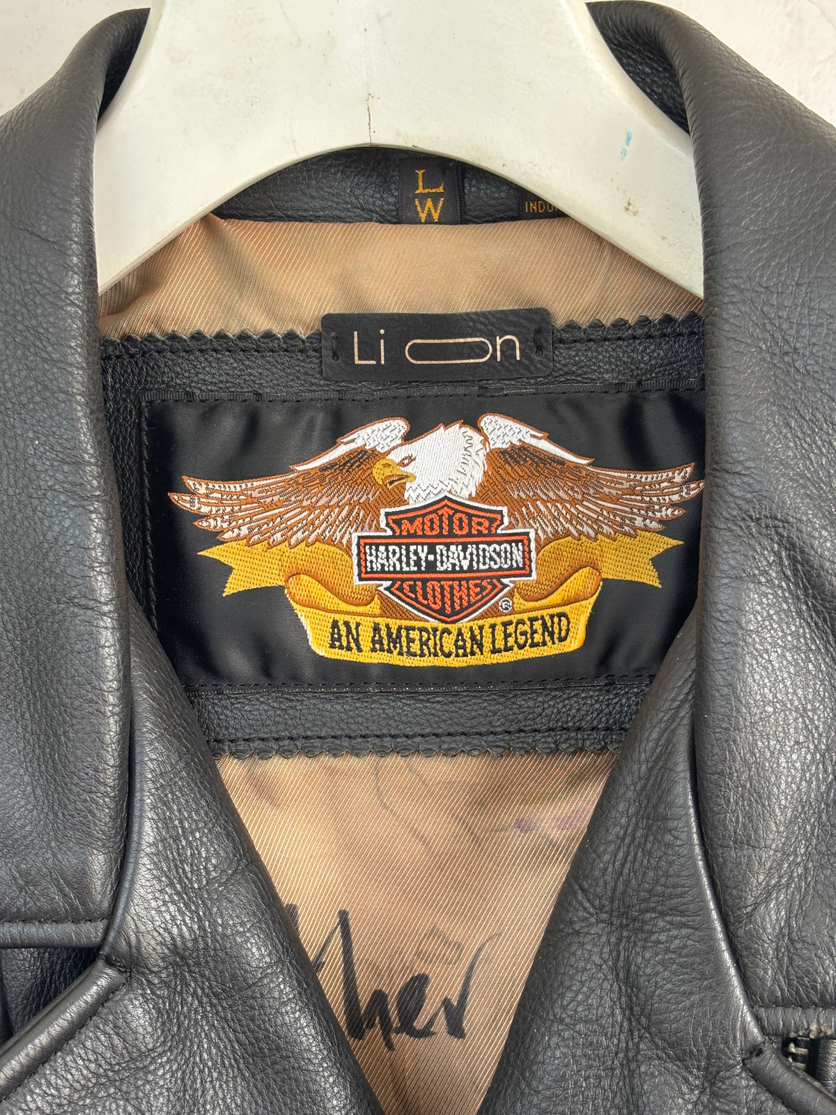 Hand-Painted Leather Jacket – LION x Caroline Navarro | Limited Edition Collaboration | LION Ibiza